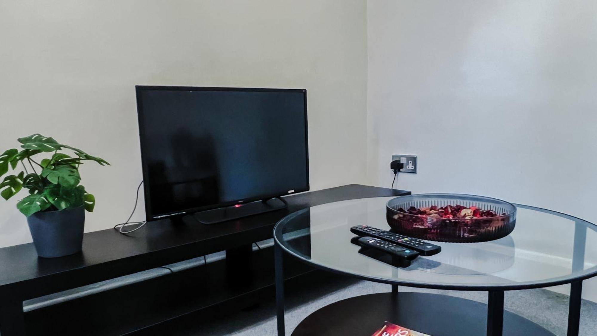 شقة Stylish 3 Bed Flat With Garden لندن المظهر الخارجي الصورة